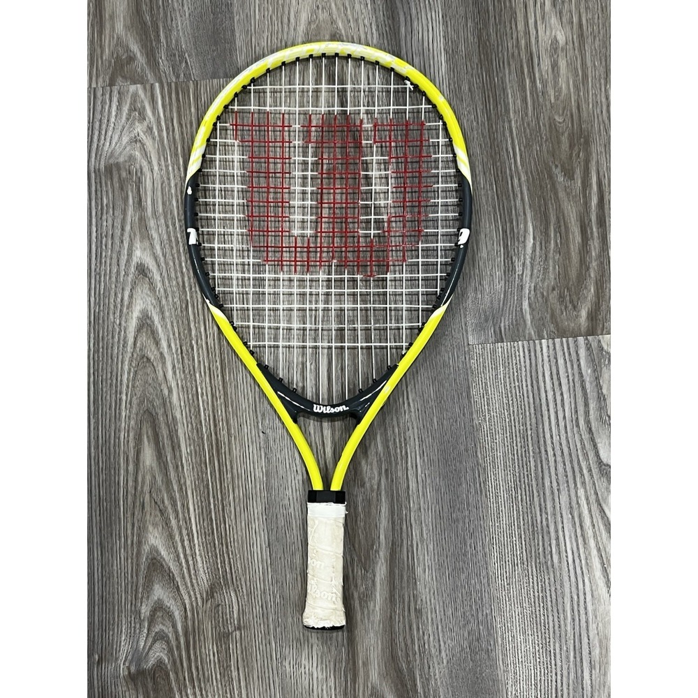 Wilson Federer Tennis‎ Racquet 3 1/2 grip 19 inch